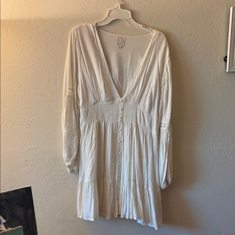 Blue Rain White Long Sleeve Dress